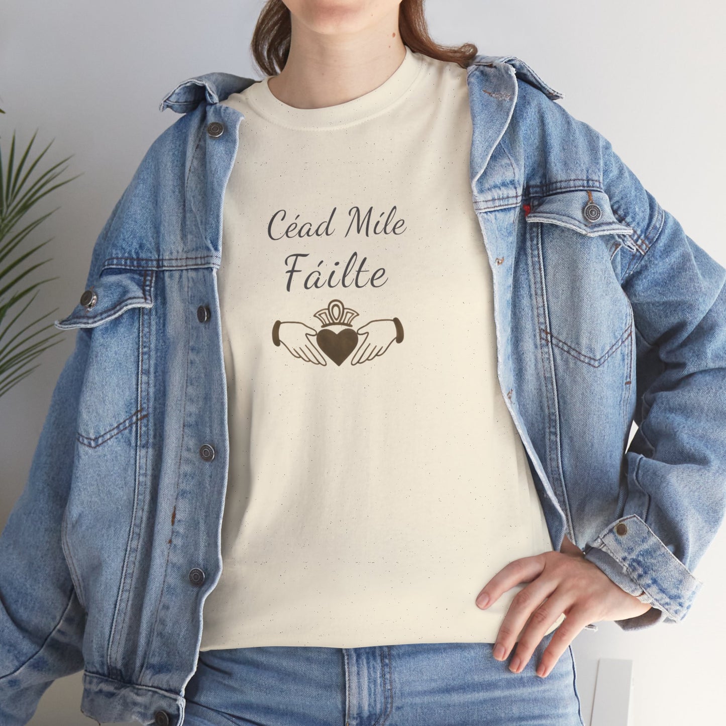 Céad Míle Fáilte T-Shirt – Irish Welcome Claddagh Design | Unisex, Ethically Made